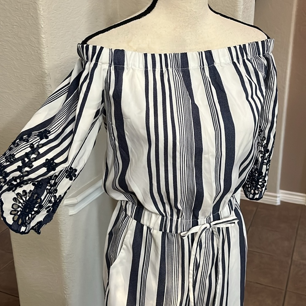 Style House blue & white striped with embroidered sleeves Size S